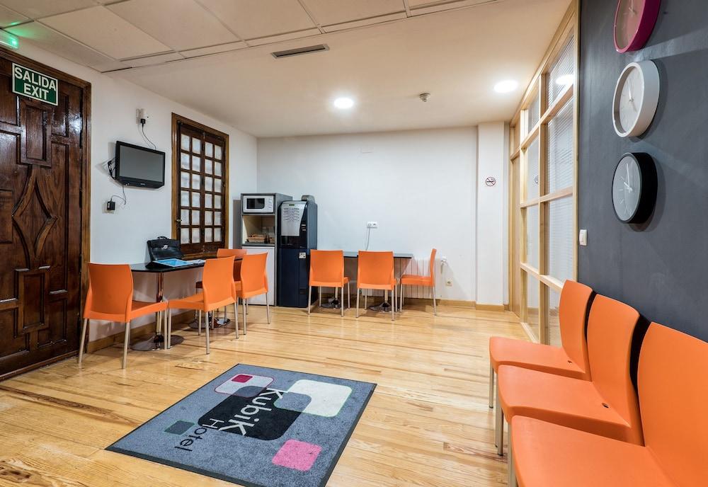 Kubik Hotel Caces 외부 사진