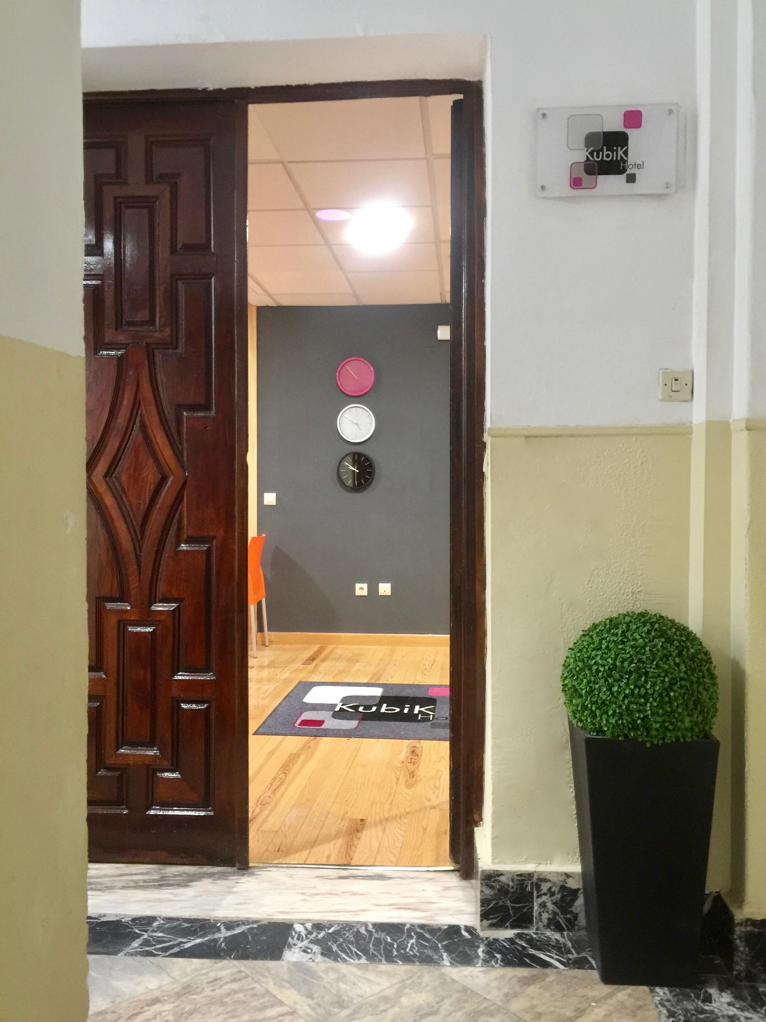 Kubik Hotel Caces 외부 사진