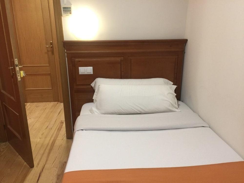 Kubik Hotel Caces 외부 사진