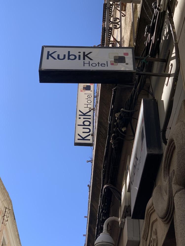 Kubik Hotel Caces 외부 사진