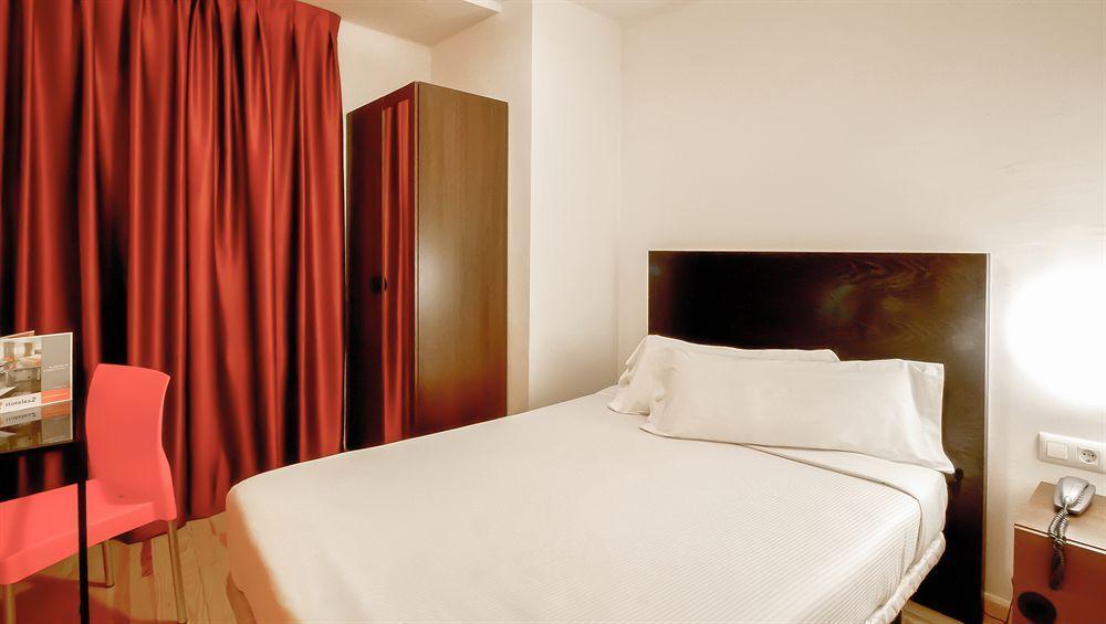 Kubik Hotel Caces 외부 사진